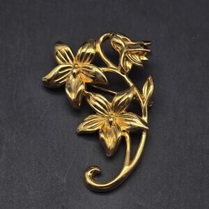 Avon Gold Tone Flower Brooch Three Gold Tone Floral Spring Vintage